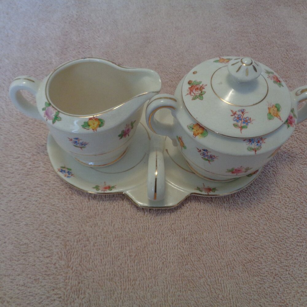 CHINZ VINTAGE JAPAN CREAM & SUGAR SET W PLATE